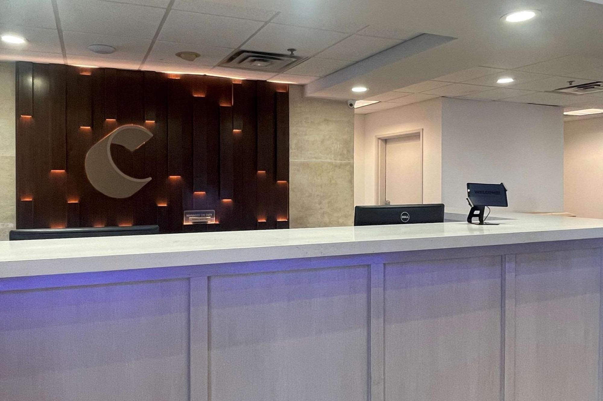 Comfort Suites Austin Airport Extérieur photo