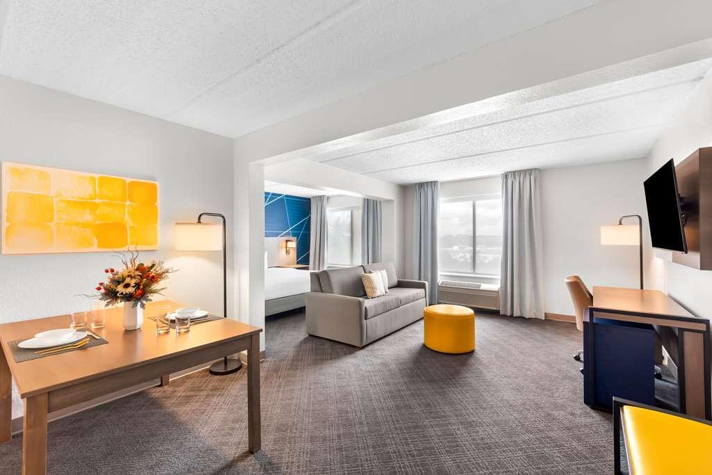 Comfort Suites Austin Airport Chambre photo