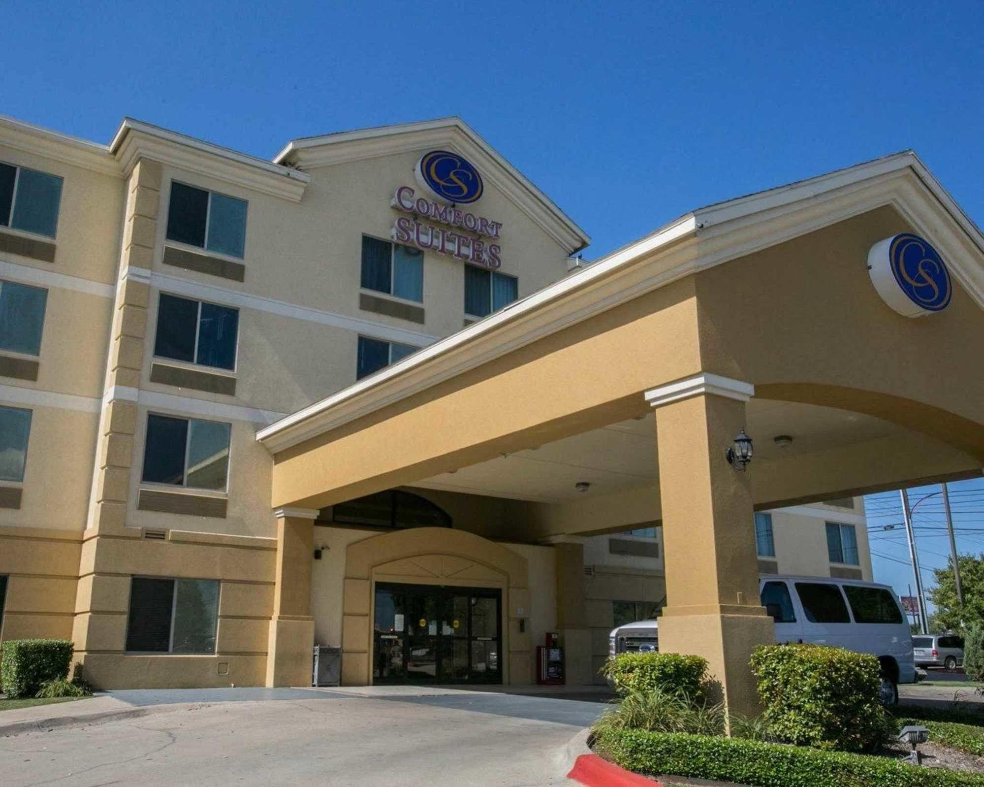 Comfort Suites Austin Airport Extérieur photo