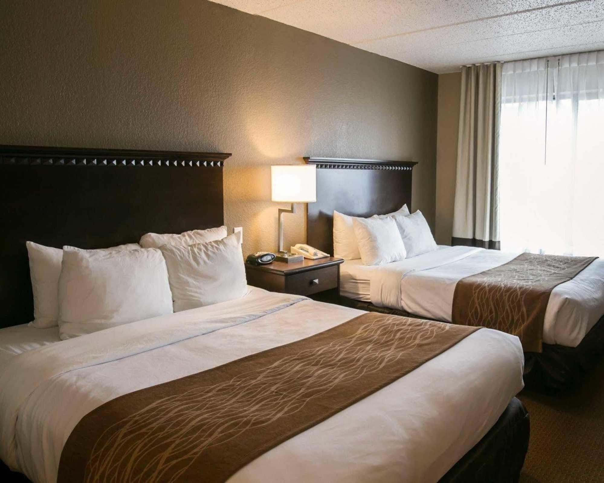 Comfort Suites Austin Airport Extérieur photo